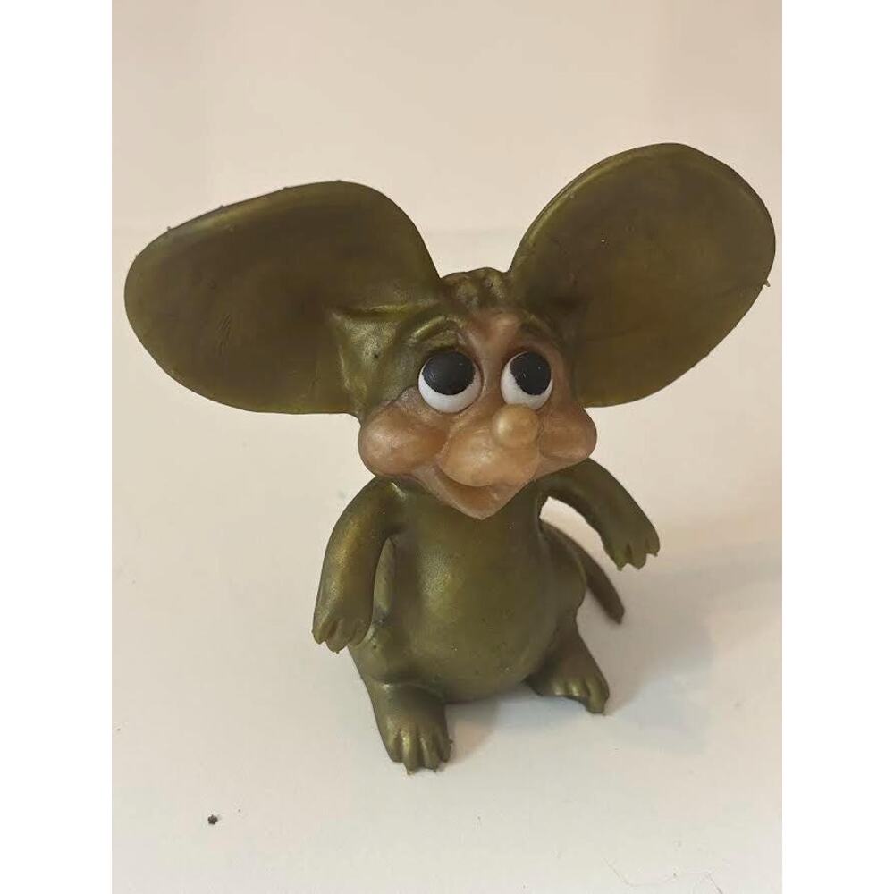 Vintage Aesthetics 1968 Oily Jiggler - Charming Russ Berrie Mouse Rat Figurine